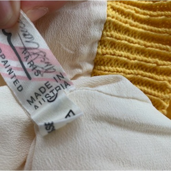 Vintage Paris silk top - Picture 7 of 7